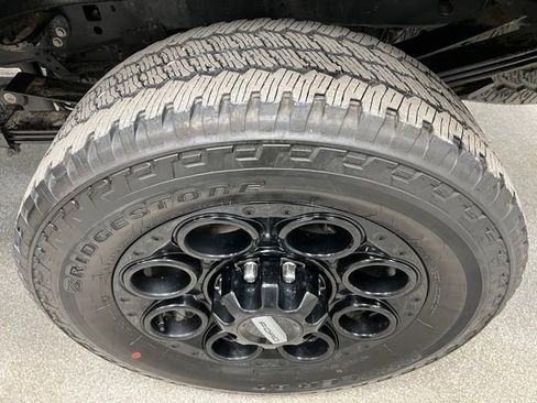 Used 2025 Ford F350 Lariat w/ Black Appearance Package AWD/4WD image 16