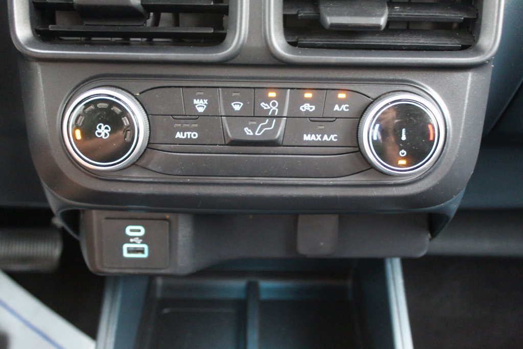 Used 2022 Ford Maverick XL FWD image 27
