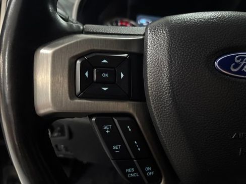 Used 2022 Ford F350 Platinum AWD/4WD image 17