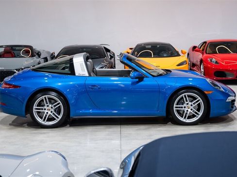 Used 2015 Porsche 911 Targa 4 AWD/4WD image 8