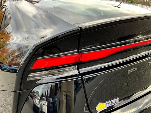 Used 2024 Toyota Prius Limited image 34