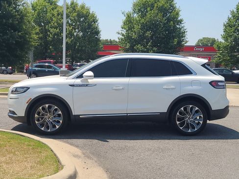 Used 2022 Lincoln Nautilus Reserve w/ Equipment Group 201A FWD image 6