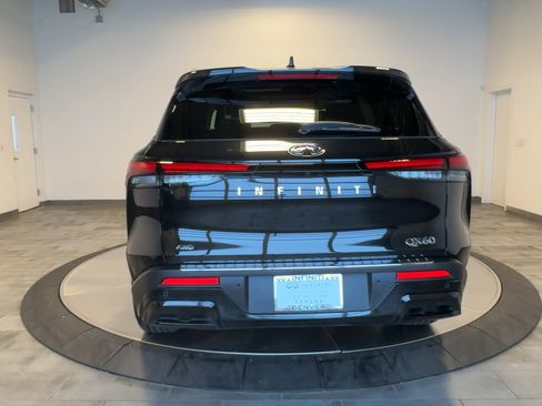 Certified 2023 INFINITI QX60 Luxe w/ Vision Package image 7