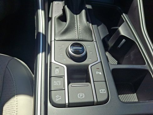 New 2026 Kia Sorento S AWD/4WD image 16