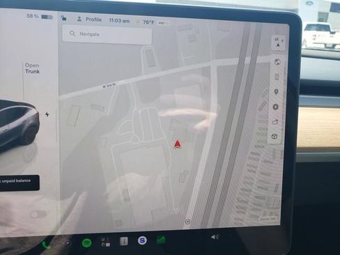 Used 2024 Tesla Model Y Performance AWD/4WD image 24