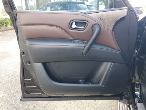 Used 2022 INFINITI QX80 Premium Select w/ Cargo Package image 15