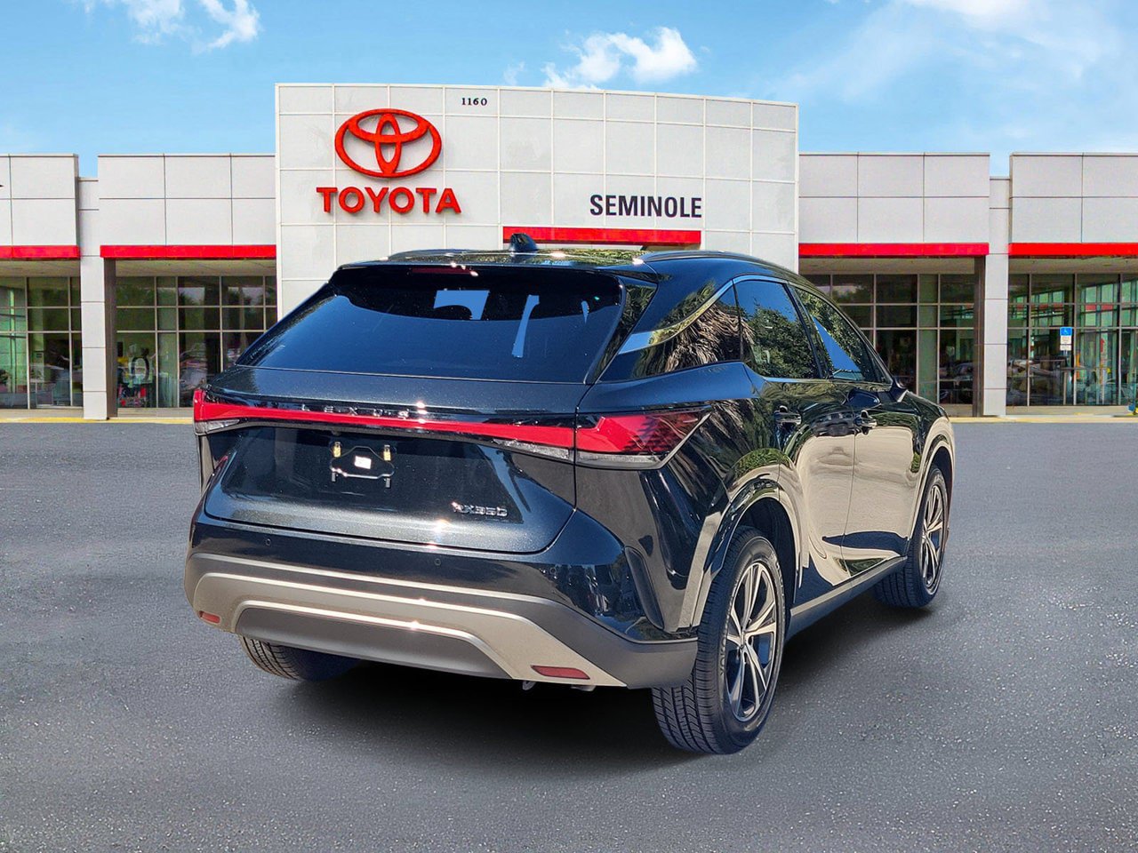 Used 2025 Lexus RX 350 Premium FWD image 4