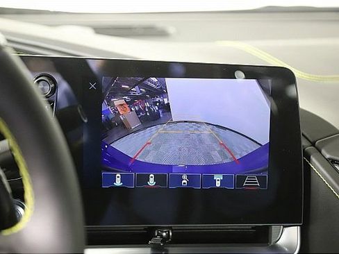 New 2025 Chevrolet Corvette E-Ray image 29