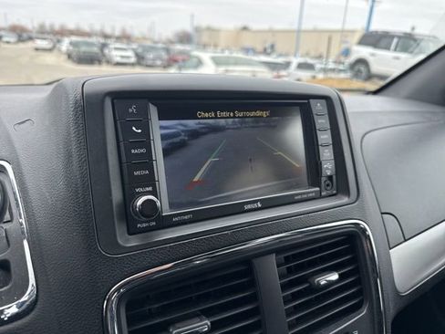 Used 2014 Dodge Grand Caravan R/T image 20