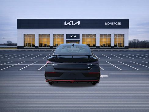 Used 2025 Hyundai Elantra N FWD image 7