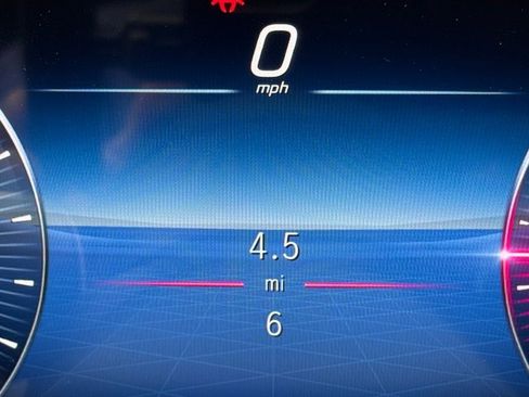 New 2026 Mercedes-Benz GLE 580 4MATIC image 16