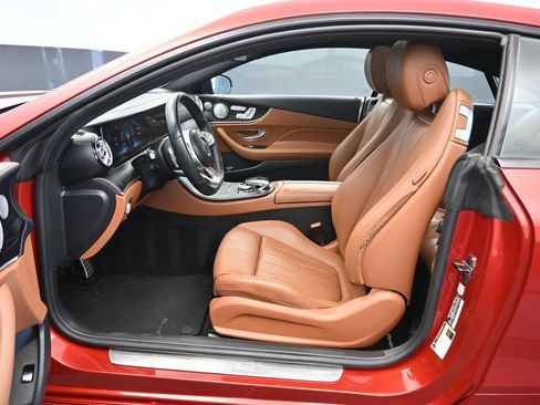 Used 2019 Mercedes-Benz E 450 Coupe w/ AMG Line Package image 12