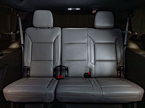 Used 2025 Chevrolet Tahoe Z71 w/ Z71 Off-Road Package image 23