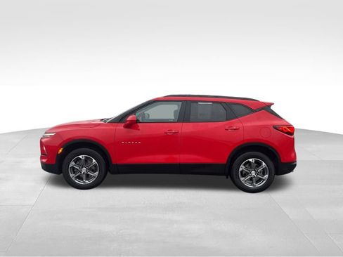 Used 2023 Chevrolet Blazer LT w/ Convenience Package image 2