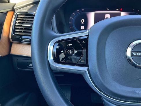 Used 2023 Volvo XC90 B6 Plus w/ Protection Package Premier image 21