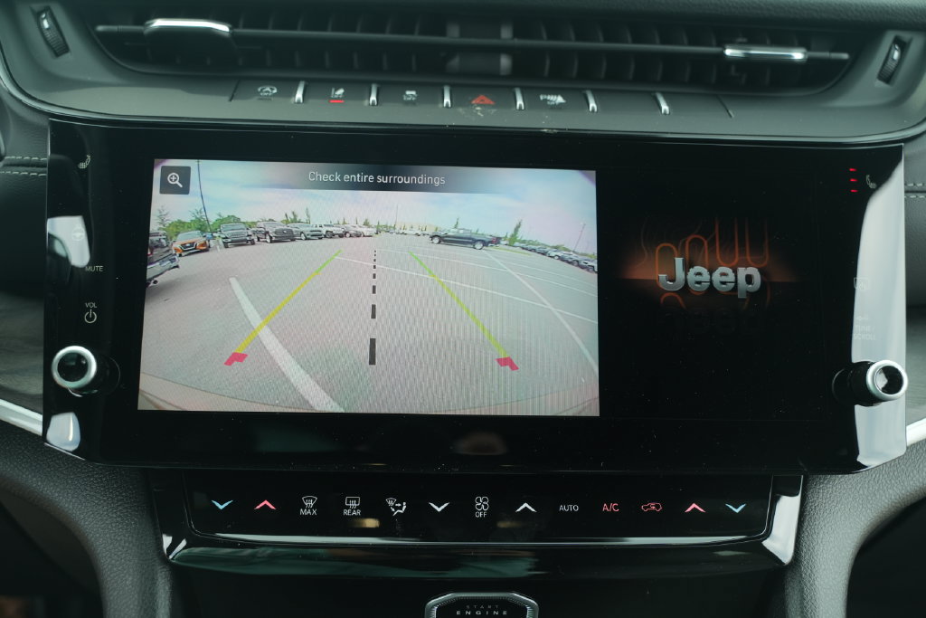 New 2026 Jeep Grand Cherokee Limited w/ MOPAR Finishing Package AWD/4WD image 27