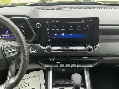 Used 2023 Chevrolet Colorado Trail Boss w/ Technology Package AWD/4WD image 27