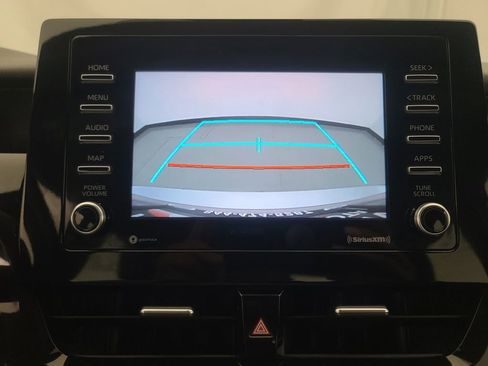 Used 2024 Toyota Camry SE image 31