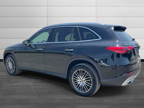 Used 2026 Mercedes-Benz GLC 300 4MATIC image 4