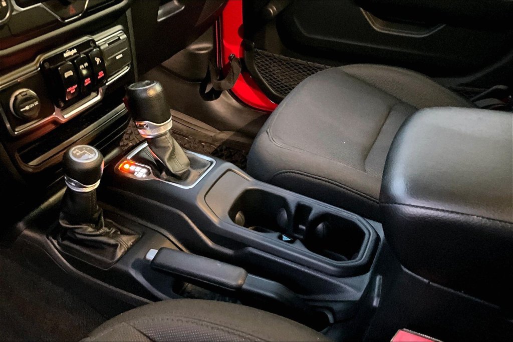 Used 2019 Jeep Wrangler Unlimited Sport AWD/4WD image 19
