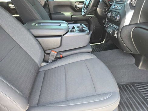 Certified 2024 Chevrolet Silverado 2500 Custom w/ Custom Convenience Package AWD/4WD image 15