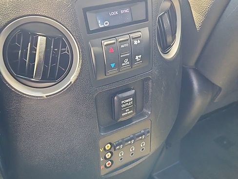 Used 2014 Honda Pilot Touring image 20