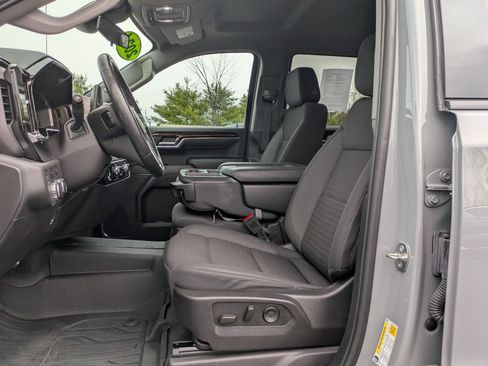 Used 2024 GMC Sierra 1500 Elevation image 12