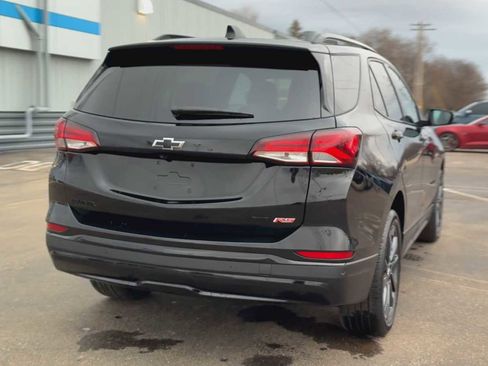 Certified 2024 Chevrolet Equinox RS image 3