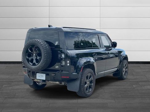 Used 2022 Land Rover Defender 110 X AWD/4WD image 5