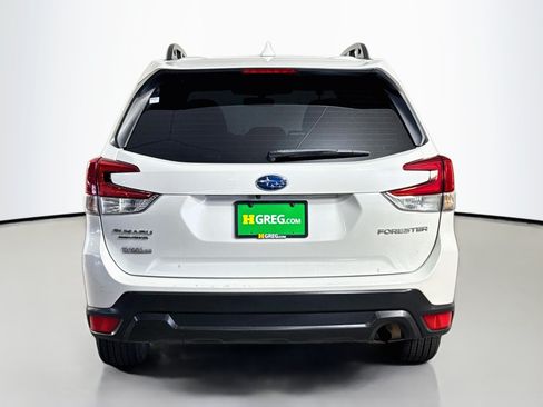 Used 2023 Subaru Forester Premium AWD/4WD image 8