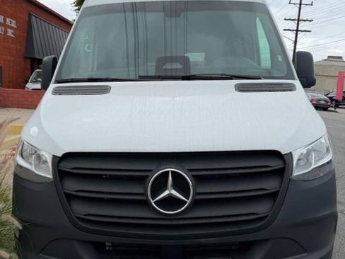 Used 2026 Mercedes-Benz Sprinter 2500 image 1