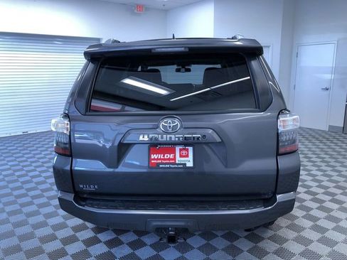 Used 2017 Toyota 4Runner SR5 Premium AWD/4WD image 16