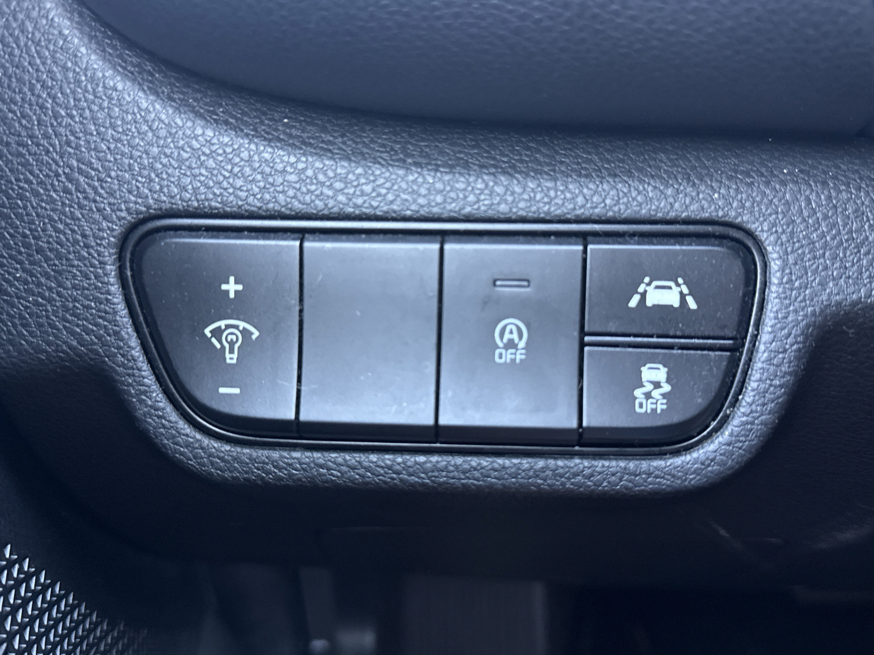Certified 2023 Kia Seltos S w/ Navigation Package FWD image 22