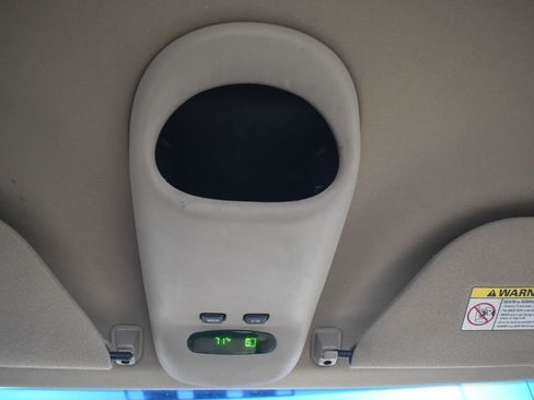 Used 2000 Ford F250 Lariat image 17