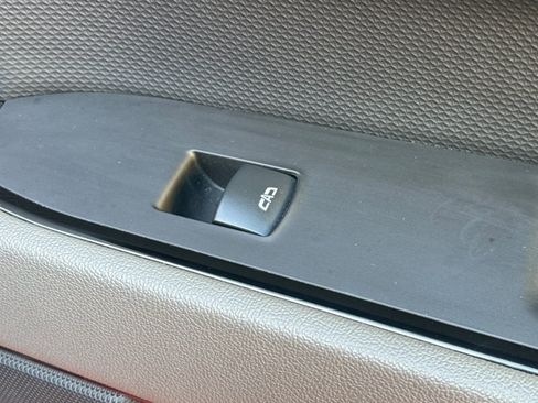 Used 2024 Chevrolet Silverado 1500 ZR2 w/ Technology Package image 22