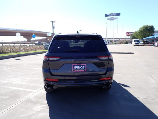 Used 2023 Jeep Grand Cherokee 30th Anniversary AWD/4WD image 3