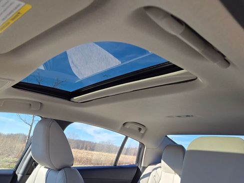 New 2026 Nissan Sentra SL w/ Floor Mat Package FWD image 19