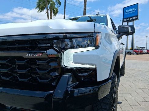 Used 2024 Chevrolet Silverado 1500 ZR2 w/ Technology Package AWD/4WD image 3