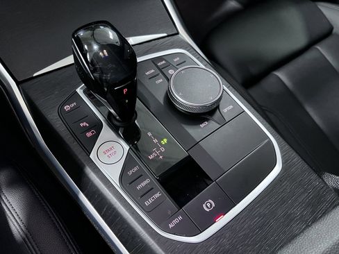 Used 2021 BMW 330e w/ M Sport Package image 19