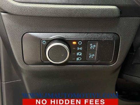 Used 2022 Ford Escape SE w/ Cold Weather Package image 32