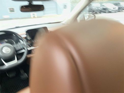 Certified 2022 Nissan Pathfinder Platinum w/ Cargo Package image 19