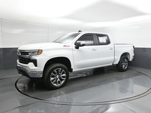 Used 2025 Chevrolet Silverado 1500 LT w/ Z71 Off-Road Package image 1