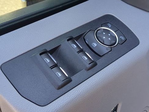 Used 2019 Ford F150 XLT w/ Equipment Group 302A Luxury image 15