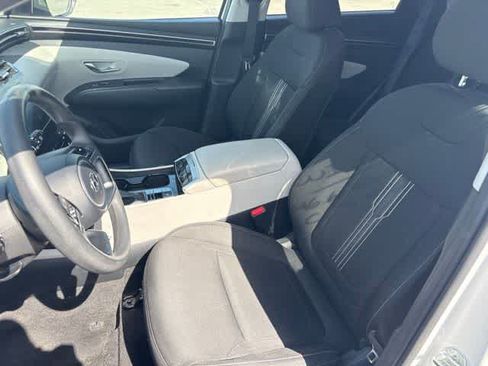 Used 2024 Hyundai Tucson SEL FWD image 11