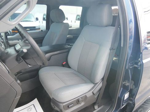 Used 2015 Ford F250 XLT w/ Snow Plow Prep Package image 6