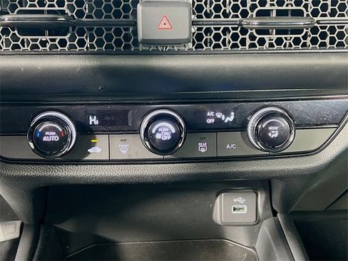 Used 2024 Honda HR-V LX image 22