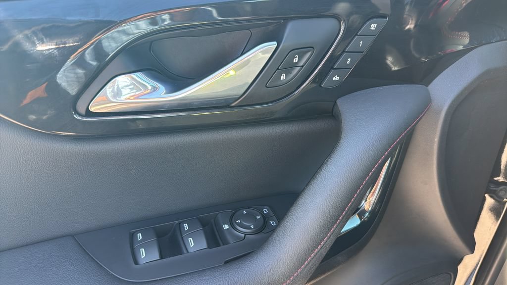 Used 2019 Chevrolet Blazer RS AWD/4WD image 30