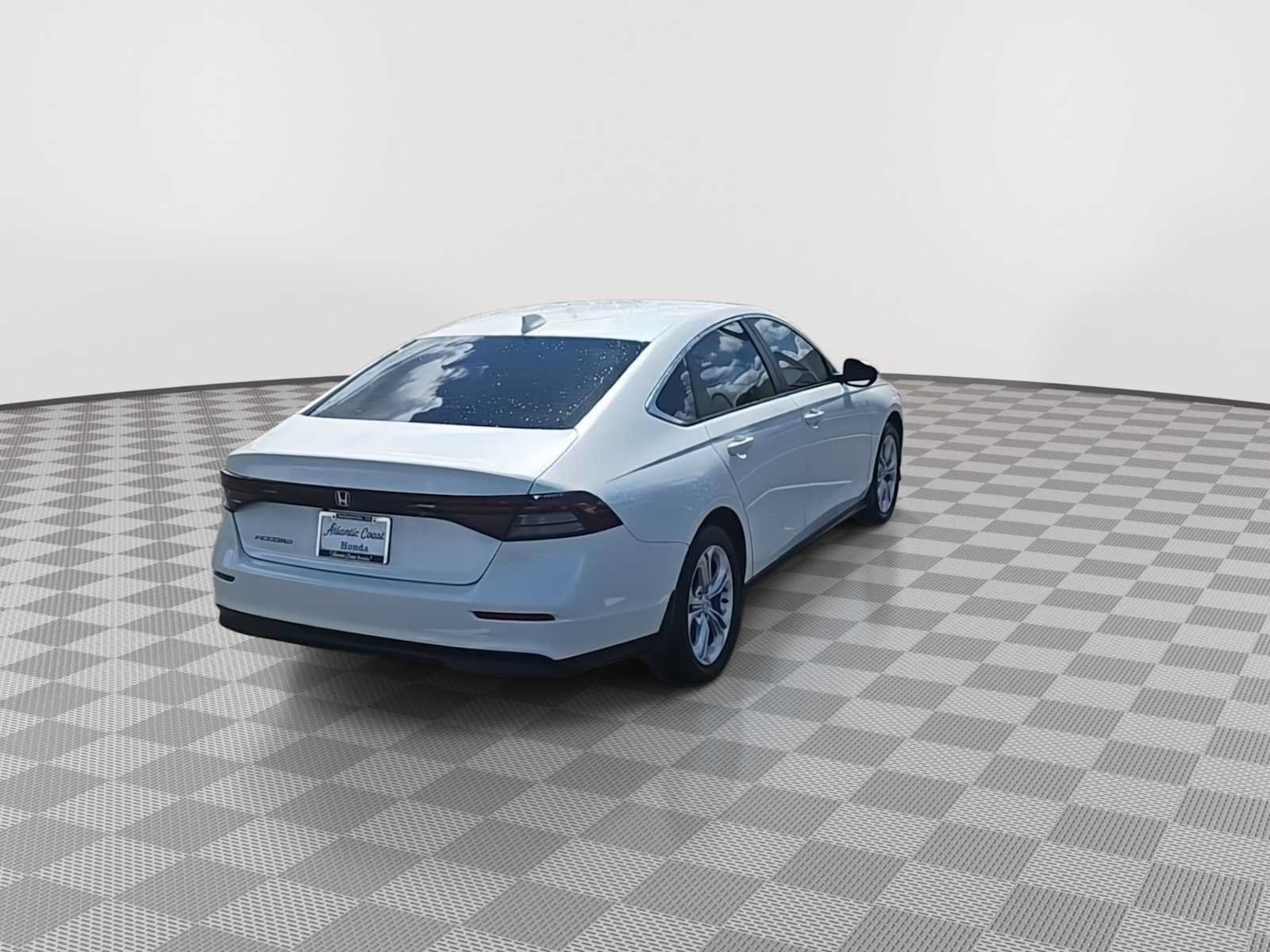 Used 2023 Honda Accord LX image 8