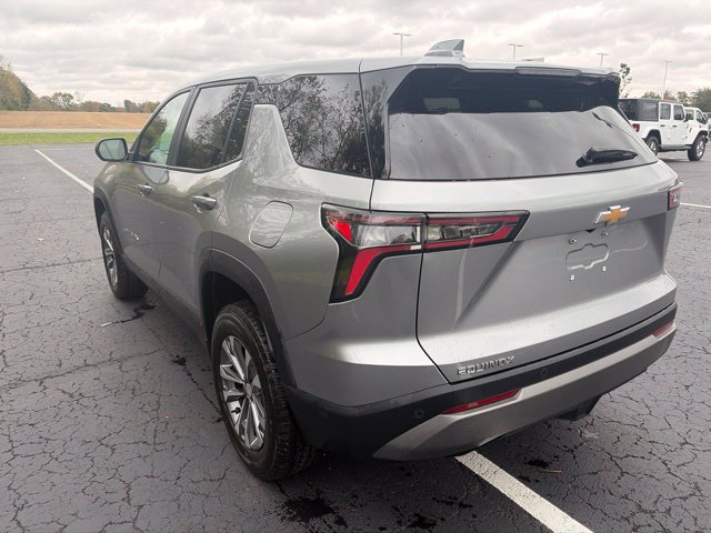 Used 2026 Chevrolet Equinox LT FWD image 13