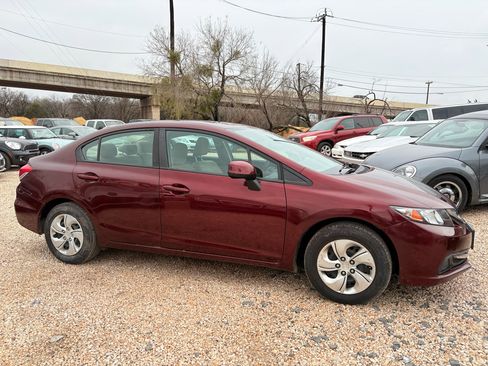 Used 2013 Honda Civic LX image 2